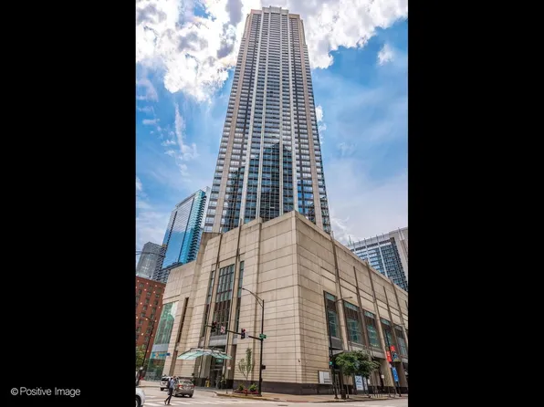 (undisclosed Address), Chicago, IL 60611