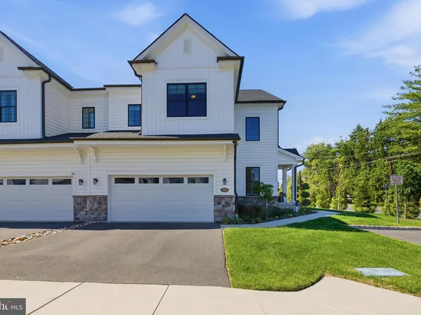 500 Carmela Way, Yardley, PA 19067