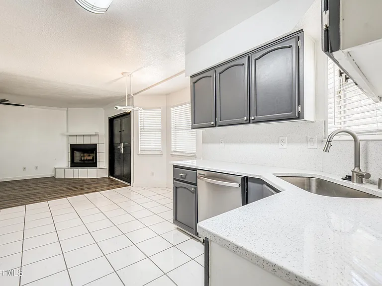 1229 Diamond Cove Pl — Photo 12