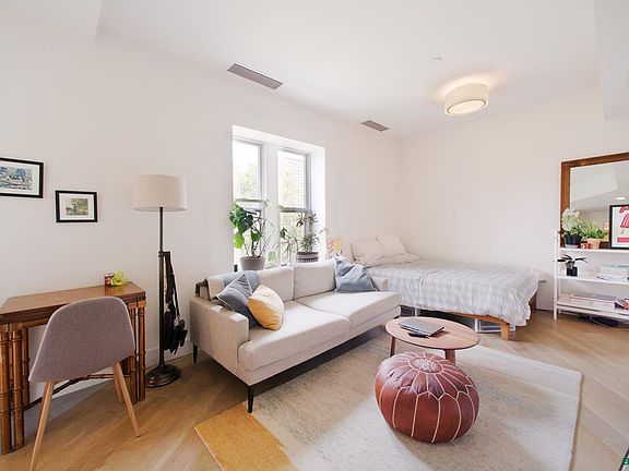 3rd image of 50 Orange St APT 3B