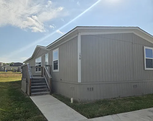 190 Pineland Ave #131 Photo 1