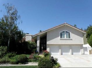 5223 Ambridge Dr, Calabasas, CA 91301