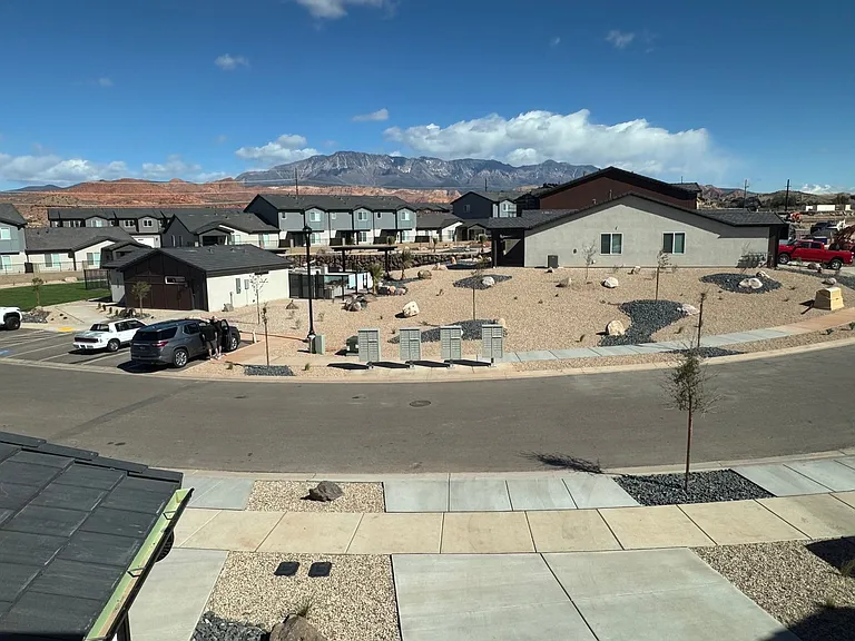 3934 E Fossil Way — Photo 23