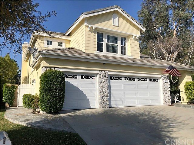 2nd image of 23603 Sunderland Ct