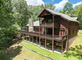 381 Ross Dr, Mineral Bluff, GA 30559