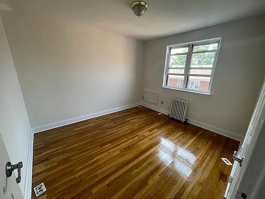 Rented by Voro Purple LLC | media 6