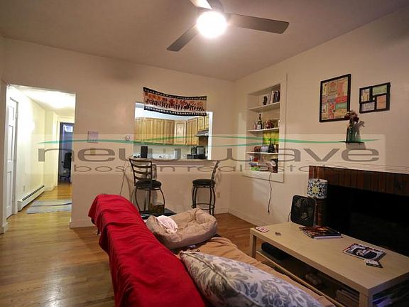 4th image of 589 Beacon St #14