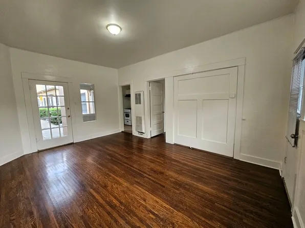 1058 Molino Ave, 1058 Molino Ave APT 9, Long Beach, CA 90804