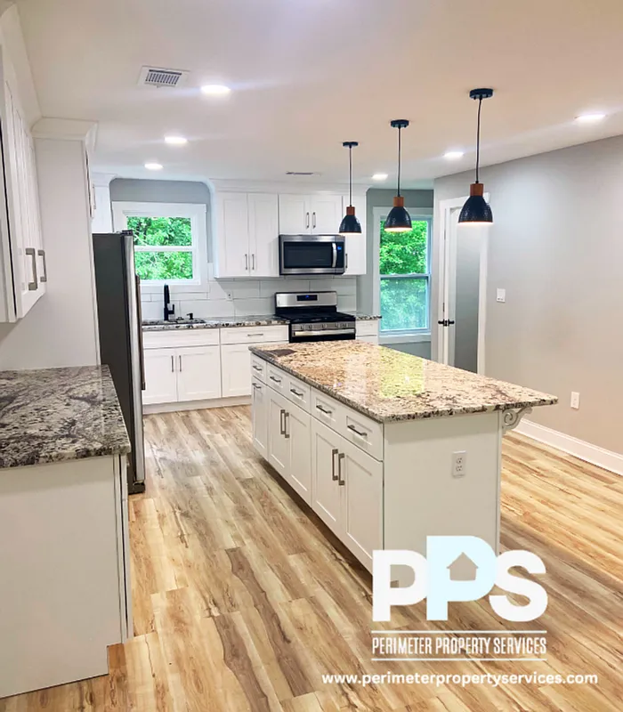 5 bed, 5.5 bath, 2440 sqft, $3,600 — Photo 3