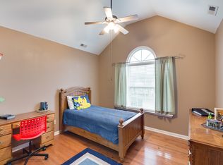 305 Celestial Ln, Hixson, TN 37343