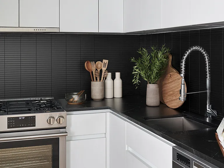 305 Union Ave #2C — Photo 8
