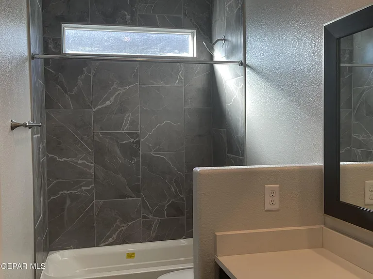 6009 Hidden Clove Ct — Photo 4