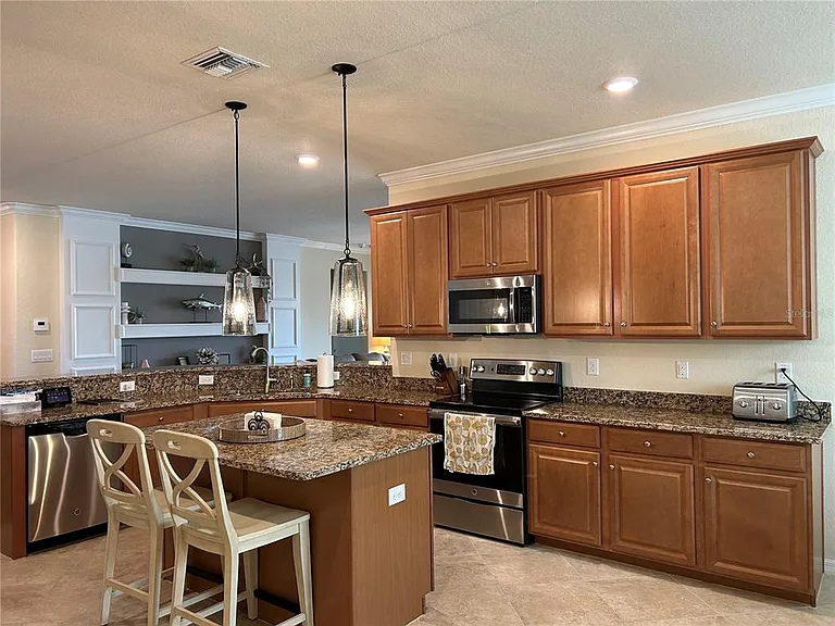 6808 Wild Lake Ter — Photo 14