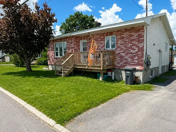 468 Catherine St #466, Hawkesbury, ON K6A 1Z9