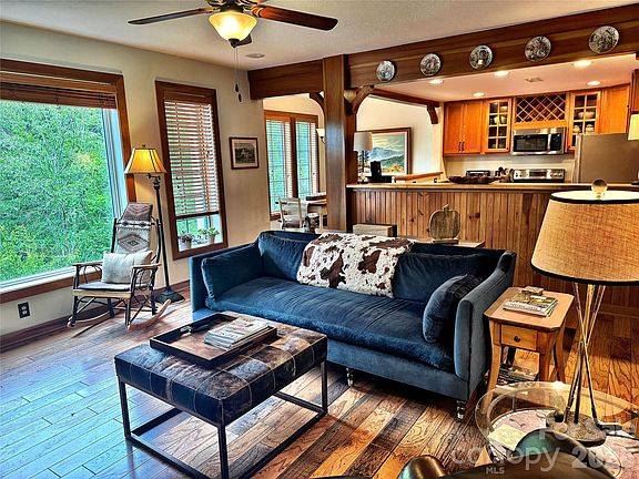 2nd image of 222 Creekside Way #D-201