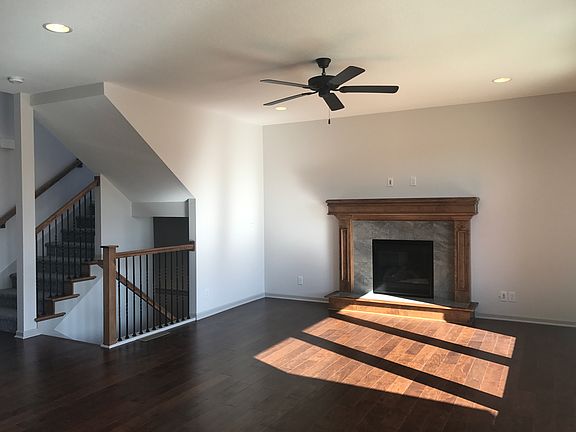 3rd image of 2121 Cottonwood St