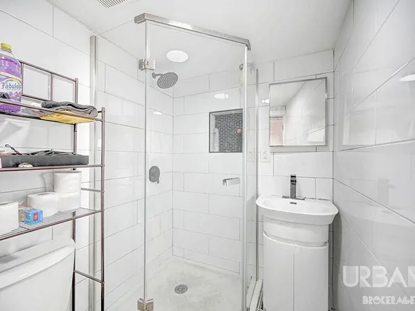 96-40 Pitkin Avenue image 17 of 20