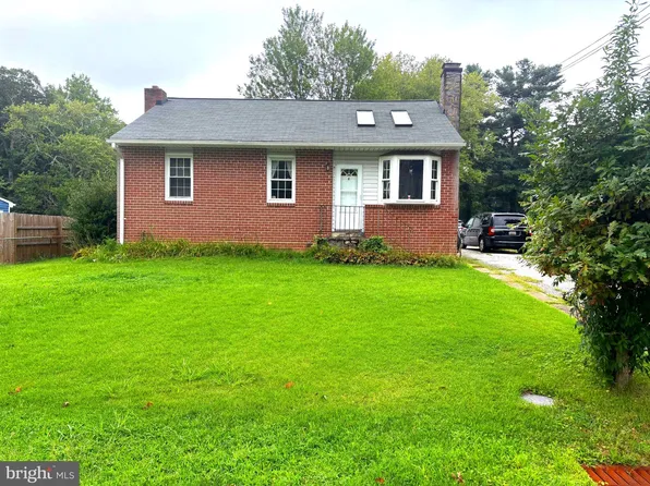 2116 Turkey Point Rd, Baltimore, MD 21221