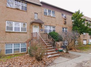 197 College Dr, Edison, NJ 08817