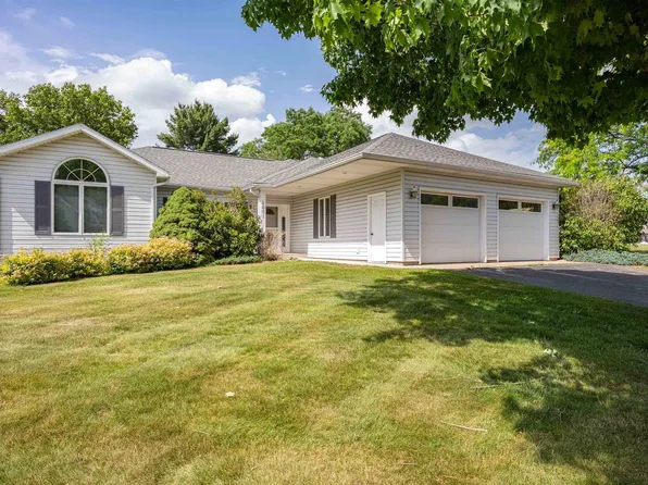 1601 Michigan Avenue, Wisconsin Dells, WI 53965