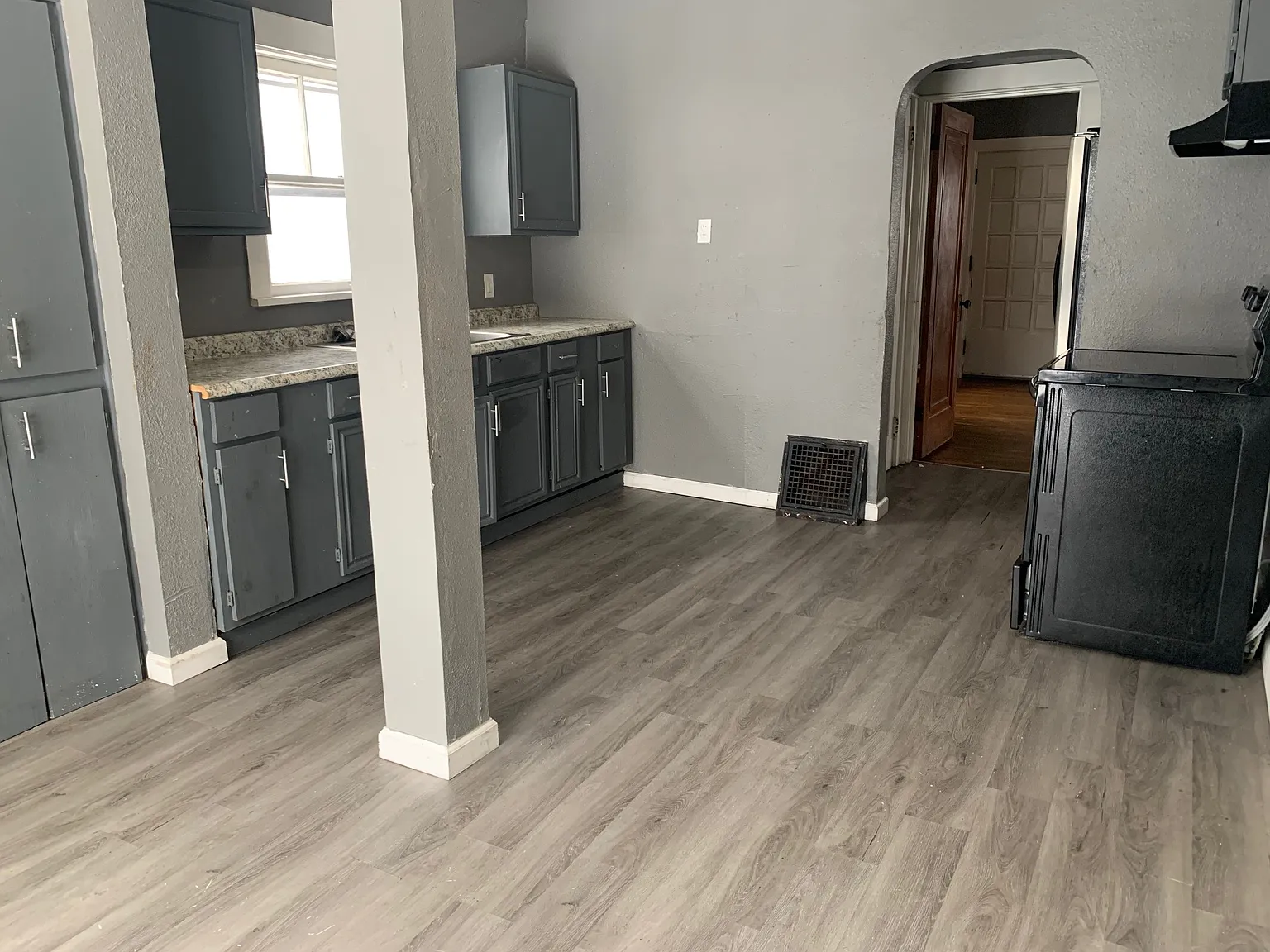 53 East Siebenthaler Avenue - - — Photo 4