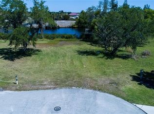27200 High Seas Ln, Bonita Springs, FL 34135
