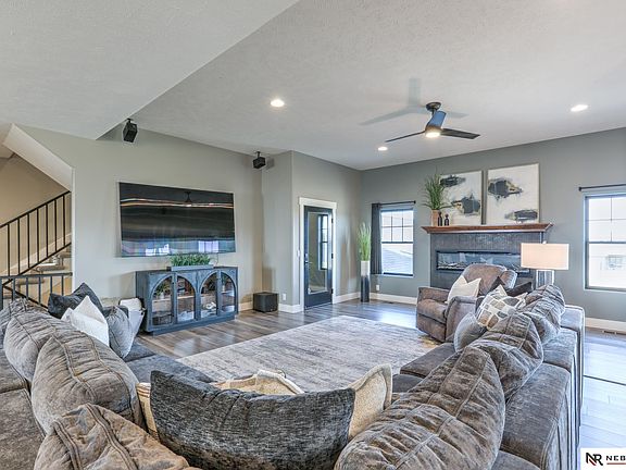 3rd image of 13268 Bluebird Ct