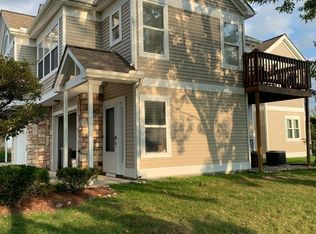 1747 Coburn Ct, Ann Arbor, MI 48108