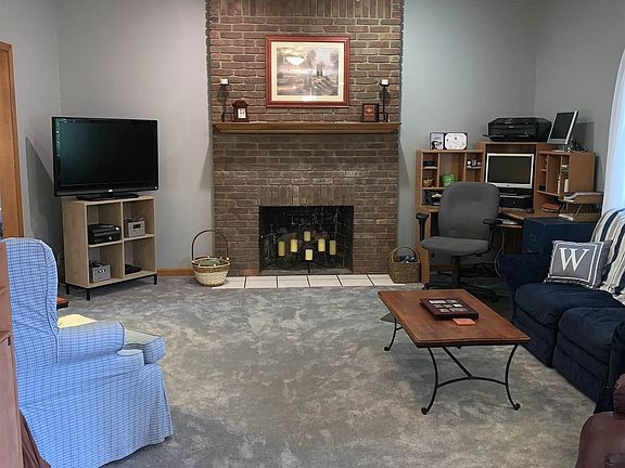 5th image of 4715 Glen Moor Way