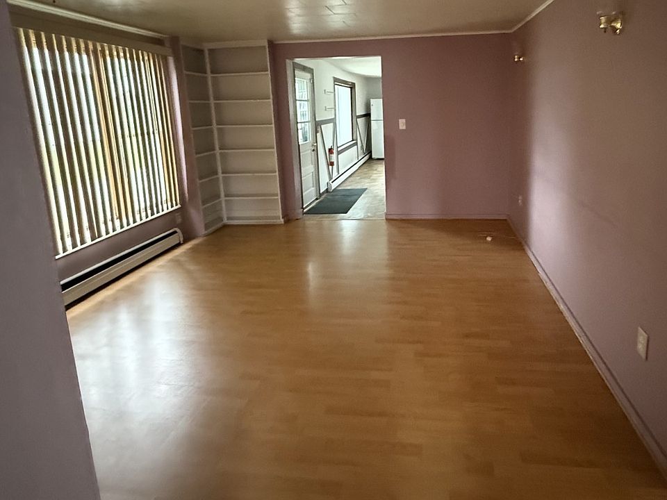 2nd image of 395 Main St #1