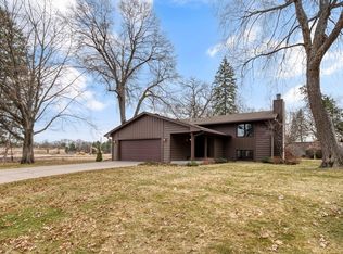 3963 Virginia Ave, Shoreview, MN 55126