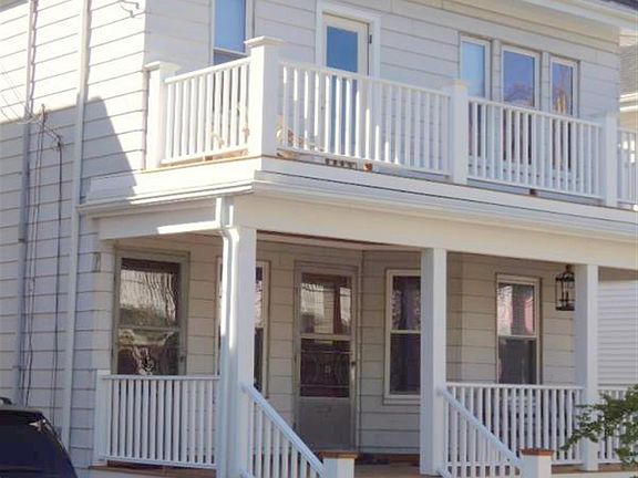 5th image of 21 Stoughton St #1