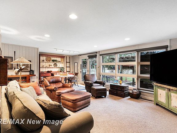 5th image of 314 W Saint Andrews Rd