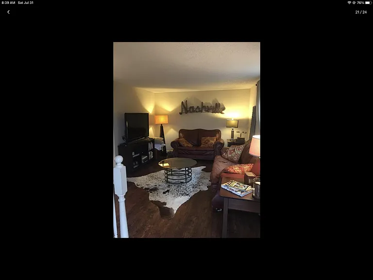 2306 Oak Ct — Photo 2
