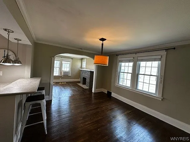 2 bed, 1.0 bath, 1100 sqft, $1,595 — Photo 3