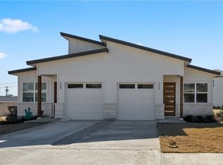 204 E 20th St #306, Georgetown, TX 78626