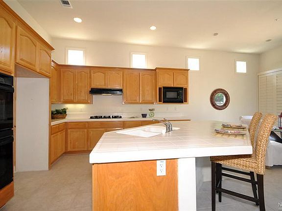 2nd image of 7 Pepper Creek Way