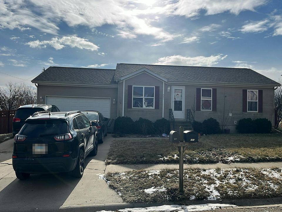 1st image of 681 8th Ave