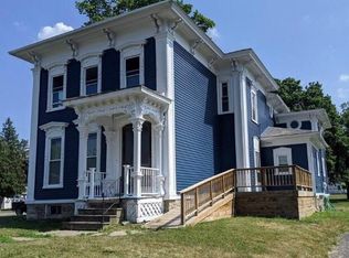 109 Telegraph Rd APT 3, Middleport, NY 14105