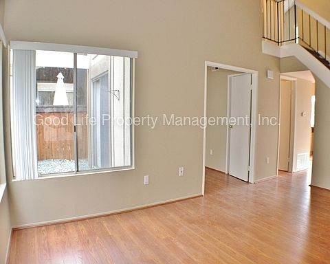 4th image of 10821 Cariuto Ct