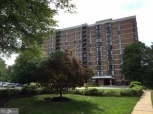 2300 Pimmit Dr APT 204, Falls Church, VA 22043