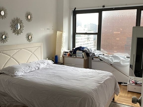 5th image of 116 E 34th St #9KL