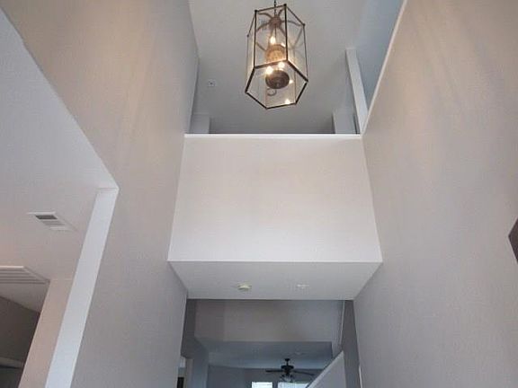 3rd image of 2600 Aiken Ln