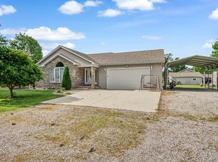 1305 Wilson St, South Roxana, IL 62087