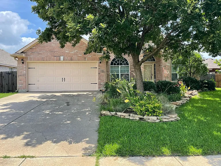 2602 Hearthside Ln — Photo 11