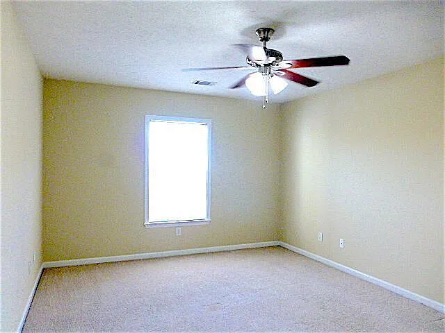 7024 Reagan Cir — Photo 5
