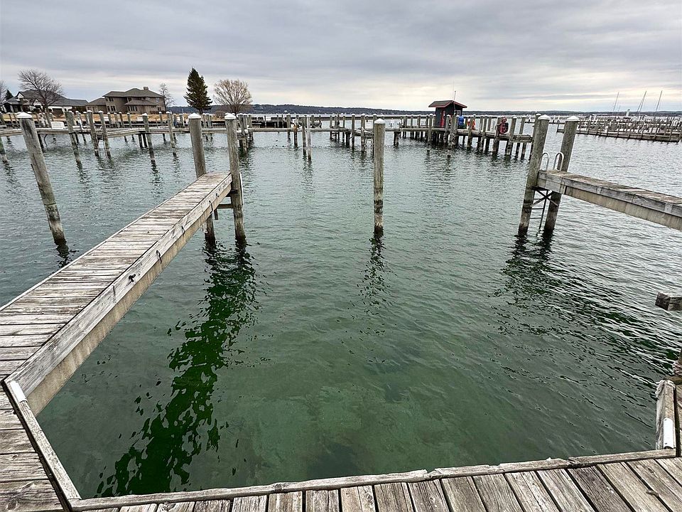 1st image of 12755 Marina Dr