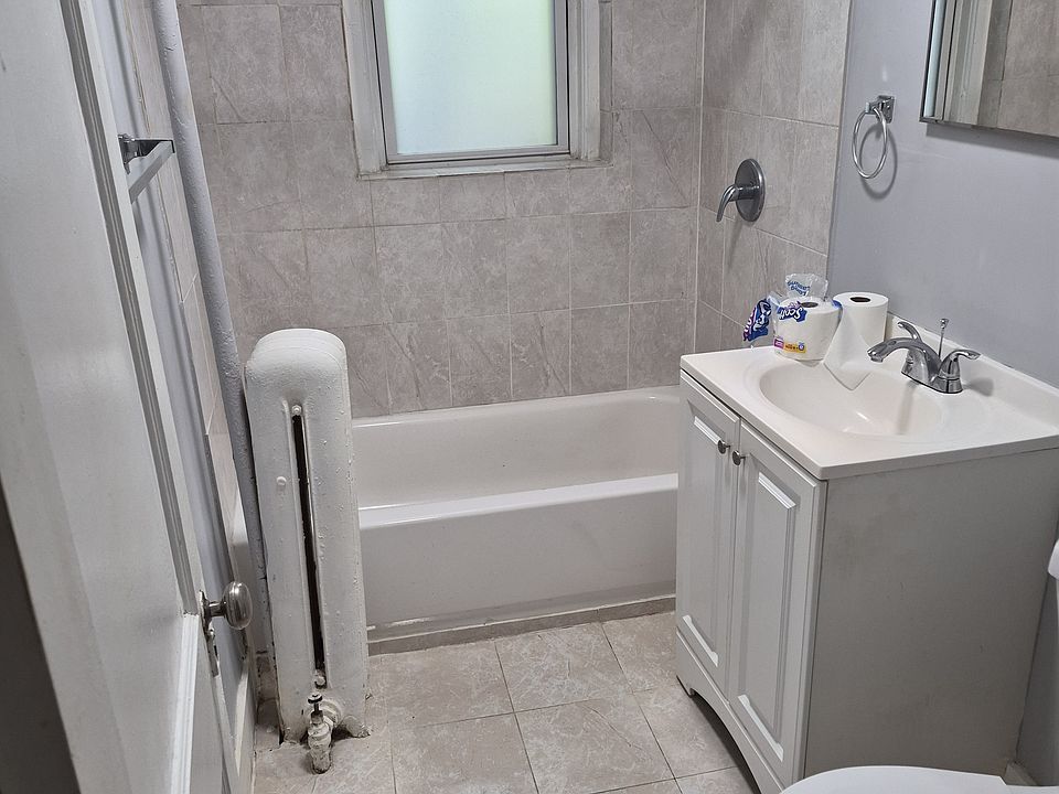 1st image of 77 Oxford St #C7