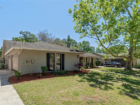 2nd image of 3525 Seaford Ln