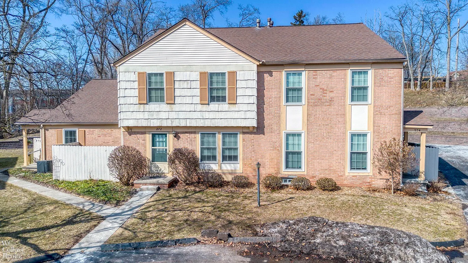 276 1st St #1 photo 1